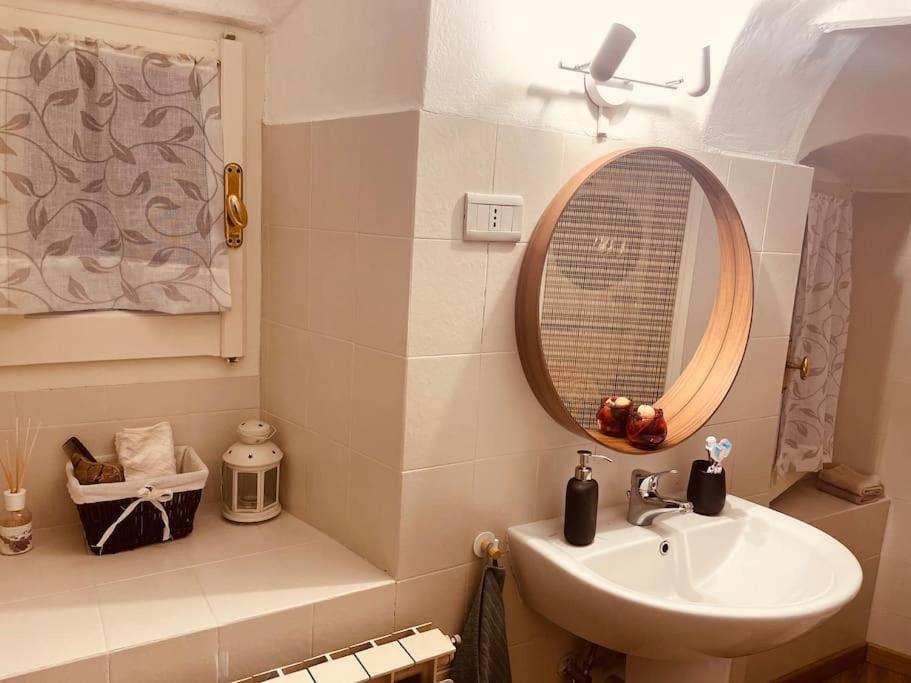 “A Ca Di Amelia” Apartment ซาโวนา ภายนอก รูปภาพ